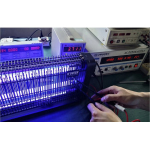 LAMPA CZARNA OWADOBÓJCZA NA KOMARY MUCHY ĆMY UV PRO 180m2 SOLIDNA